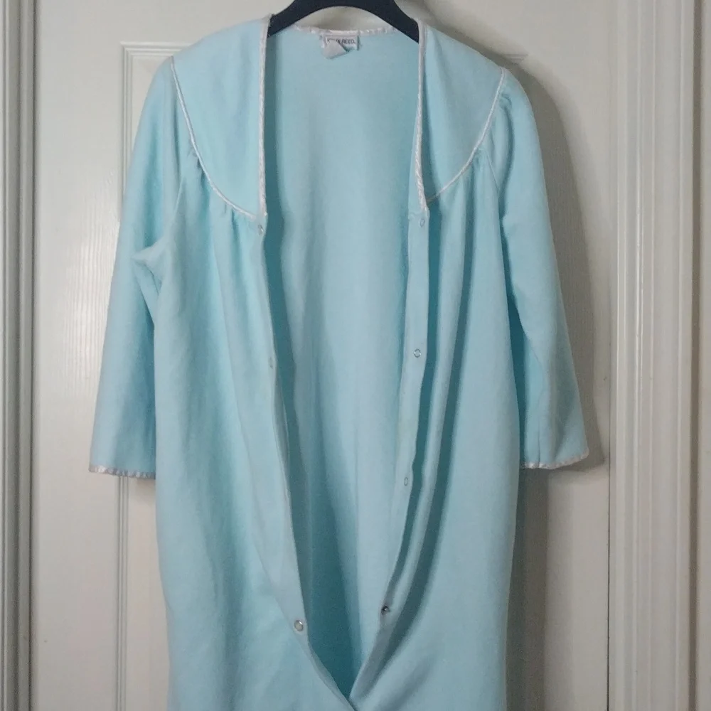 Vtg KELLY REED Blue long‎ sleeve snap front robe with pockets Size Medium